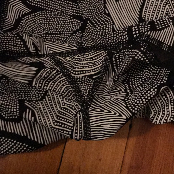 Lululemon Goal Crusher 7/8 Dottie Tribe Tight Sz 4 - Picture 6 of 8